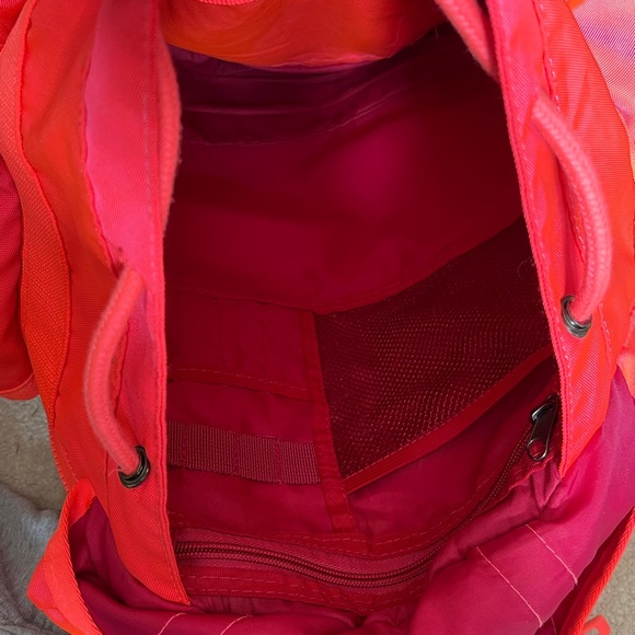 Super Rare Neon Red Nike Net Prophet Backpack - Picture 5 of 6